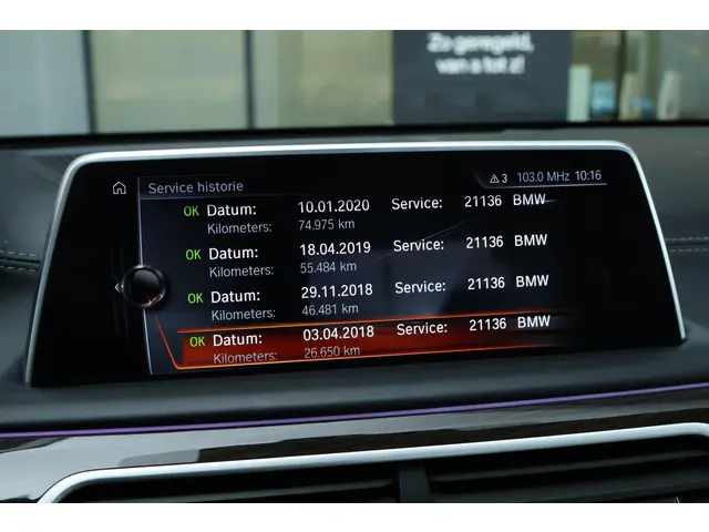 BMW 7 Serie 740i High Executive 2017 Benzine 39