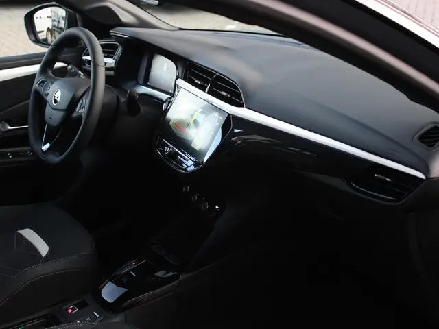 Opel Corsa 1.2 Turbo Hybrid GS 2026 Hybride Benzine 15