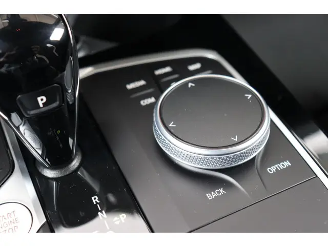 BMW 2 Serie Gran Coupé 220i 2023 Benzine 24