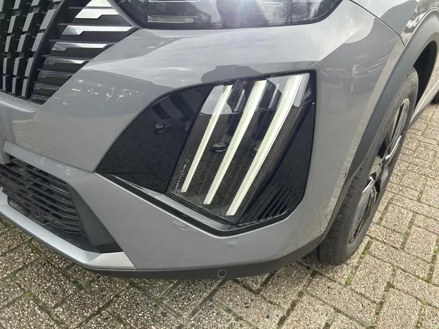 Peugeot 2008 1.2 Hybrid 145 GT 2025 Hybride Benzine 38