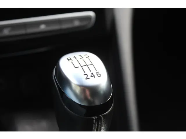 Renault Mégane Estate 1.3 TCe Intens 140 pk 2022 Benzine 14