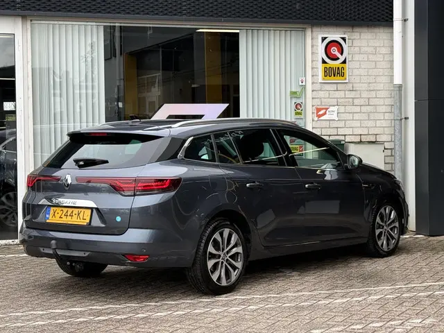 Renault Mégane Estate 1.3 TCe 140 Techno 2023 Benzine 6