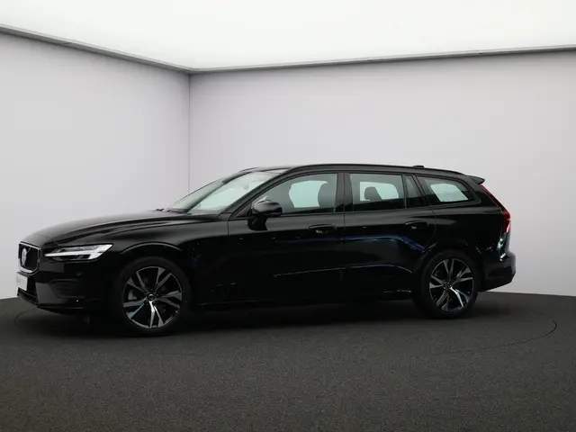 Volvo V60 B4 197PK Essential Edition 2025 Benzine 14