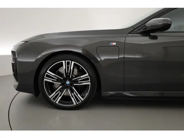 BMW 7 Serie 750e xDrive M Sport 2023 Hybride Benzine 42