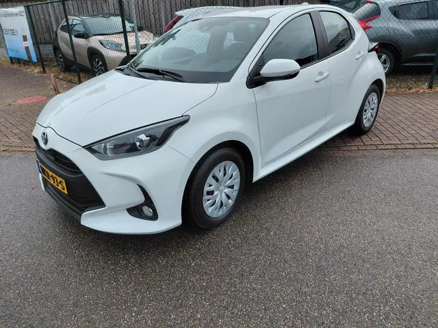 Toyota Yaris 1.5 Hybrid Active 2022 Hybride Benzine 5