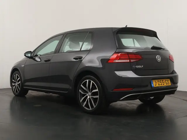 Volkswagen e-Golf E-DITION 2020 Elektrisch 3