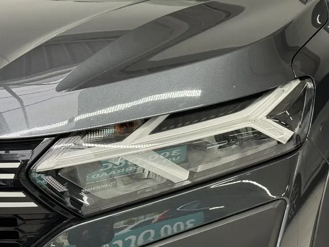 Dacia Jogger 1.0 TCe 110 Expression 7p. 2023 Benzine 24