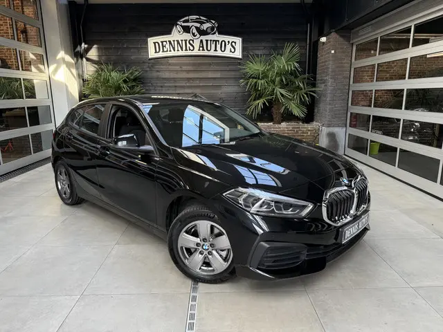 BMW 1 Serie 116i Panoramadak! 2024 Benzine 3