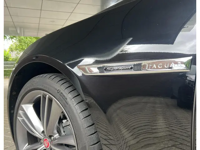 Jaguar XJ 5.0 V8 SC Supersport 2013 Benzine 13