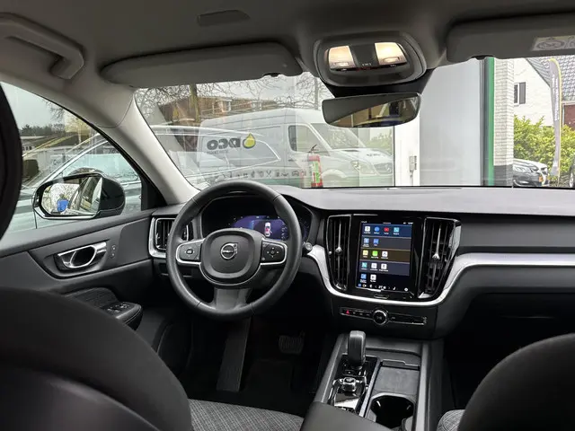 Volvo V60 2.0 B3 Core 2022 Benzine 5