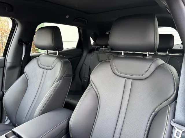 BYD ATTO 2 Byd dm-i DMI-I Boost 2026 Hybride Benzine 9