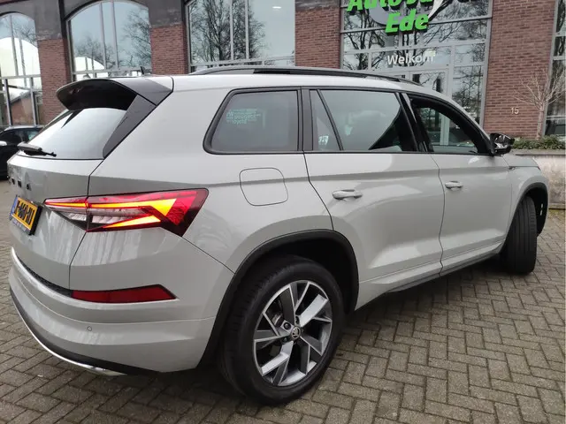 Škoda Kodiaq 1.5 TSI DSG Sportline 7pers. 2023 Benzine 6