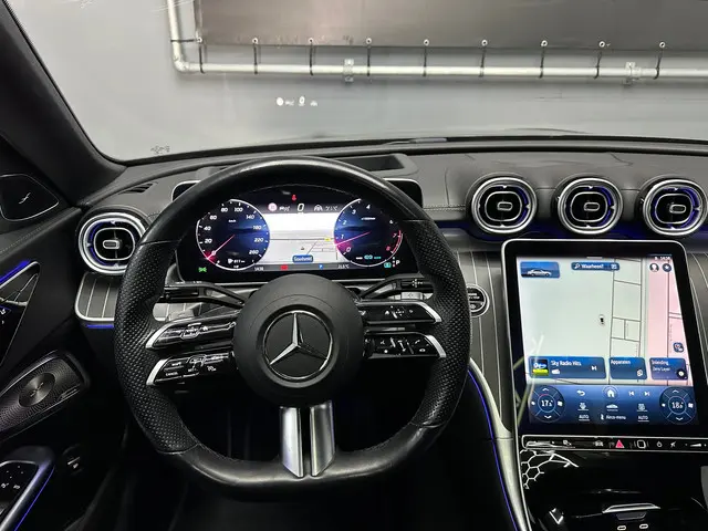 Mercedes-Benz C-Klasse C300 AMG Line 2021 Benzine 16