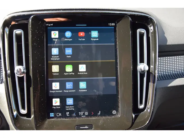 Volvo XC40 Recharge P8 AWD R-Design 2020 Elektrisch 38