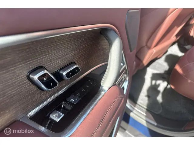 Land Rover Range Rover P400 Autobiography 2023 Benzine 16