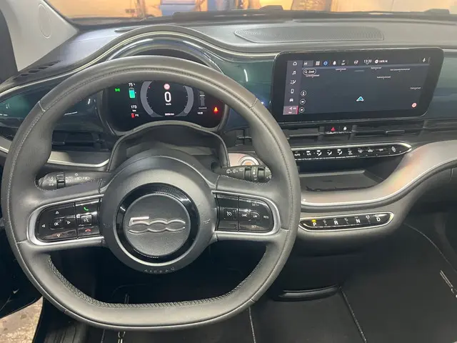 Fiat 500e RED 42 kWh Zeer netjes 2022 Elektrisch 8