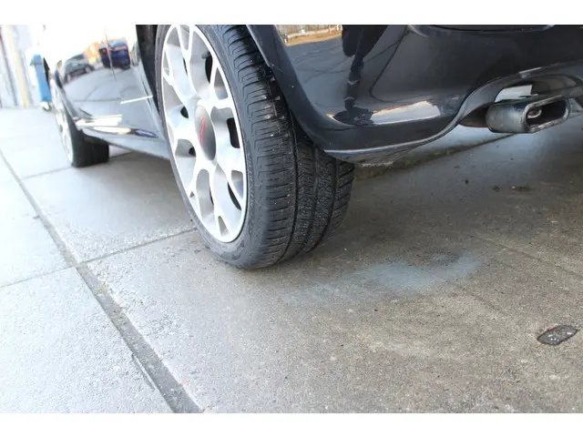 Fiat 500 0.9 TwinAir Turbo 500S 2015 Benzine 29