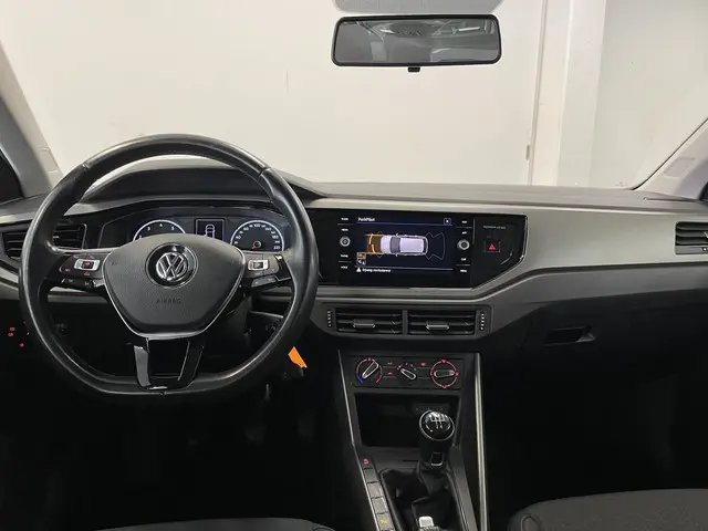 Volkswagen Polo 1.0 TSI Comfortline 2020 Benzine 32