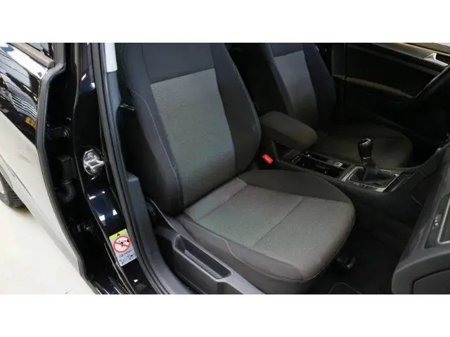 Volkswagen Golf 1.2 TSI Trendline 2013 Benzine 12