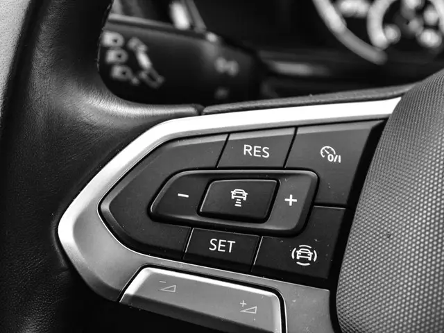 Volkswagen T-Cross 1.0 TSI 95pk Life 2023 Benzine 13