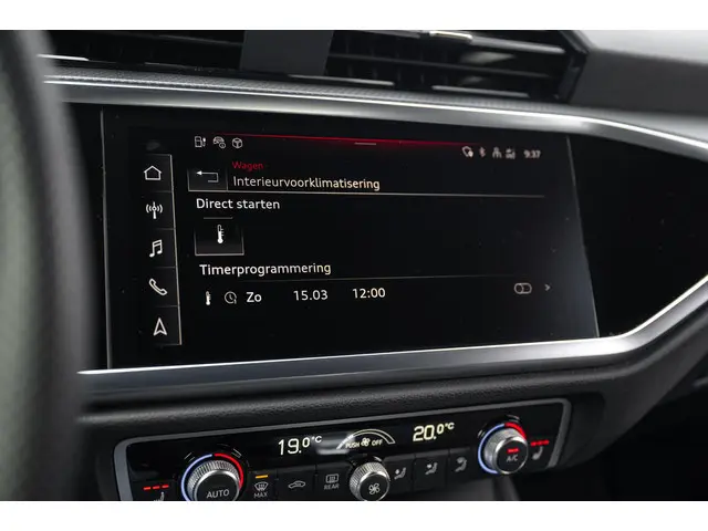 Audi Q3 45 TFSI e S edition 2024 Hybride Benzine 17