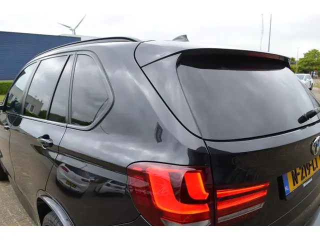 BMW X5 M xDrive35i High Exe 2015 Benzine 29