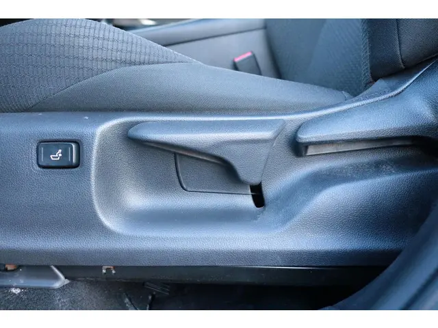 Toyota C-HR 1.8 Hybrid Style 2018 Hybride Benzine 22