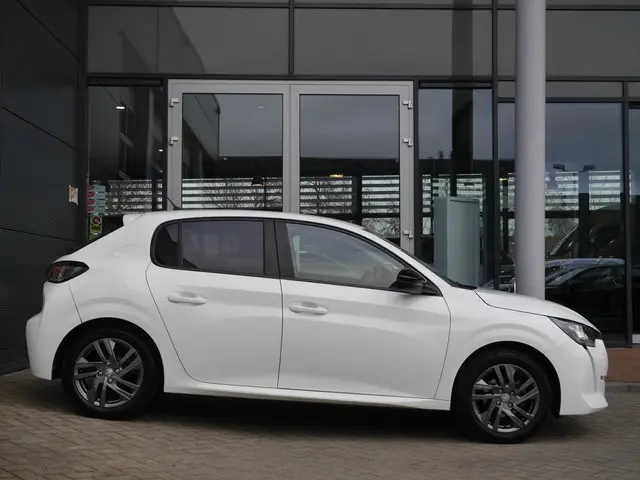 Peugeot 208 2