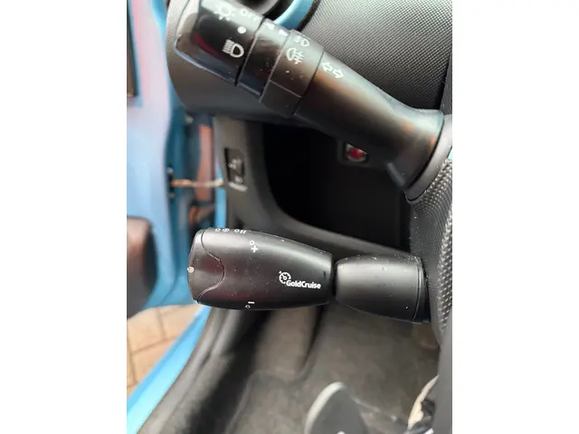 Toyota Aygo 1.0 VVT-i Dynamic Blue Automaat 2013 Benzine 32