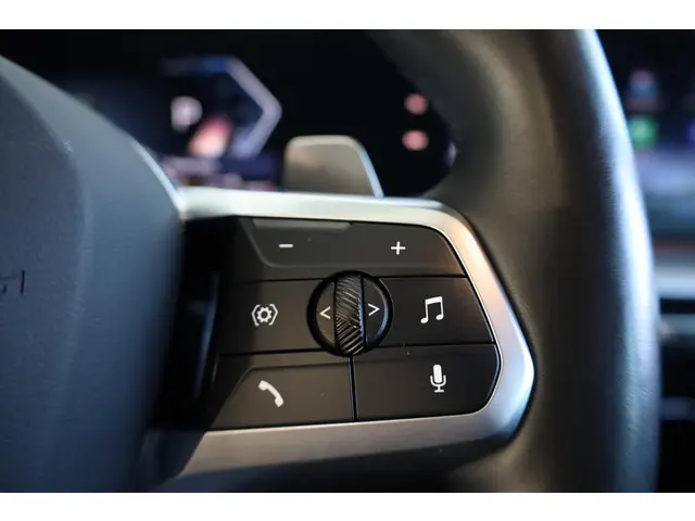 BMW X1 sDrive18i 2022 Benzine 23