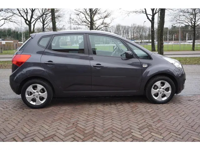 Kia Venga 1.4 CVVT Comfort Pack 2012 Benzine 5