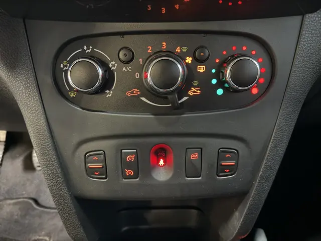 Dacia Sandero Stepway 0.9 TCe Lauréate 2016 Benzine 8