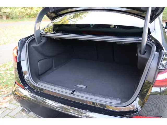 BMW 2 Serie Gran Coupé 218i Gran Coupe 2023 Benzine 18