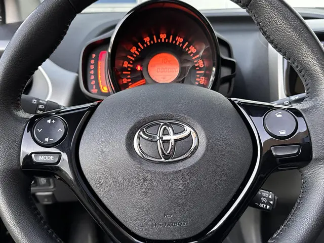 Toyota Aygo 1.0 VVT-i x-wave 2017 Benzine 21