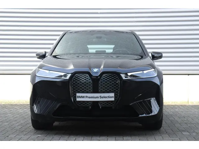 BMW iX M60 2023 Elektrisch 3