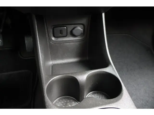 Opel KARL 1.0 Rocks Online Edition 2017 Benzine 29