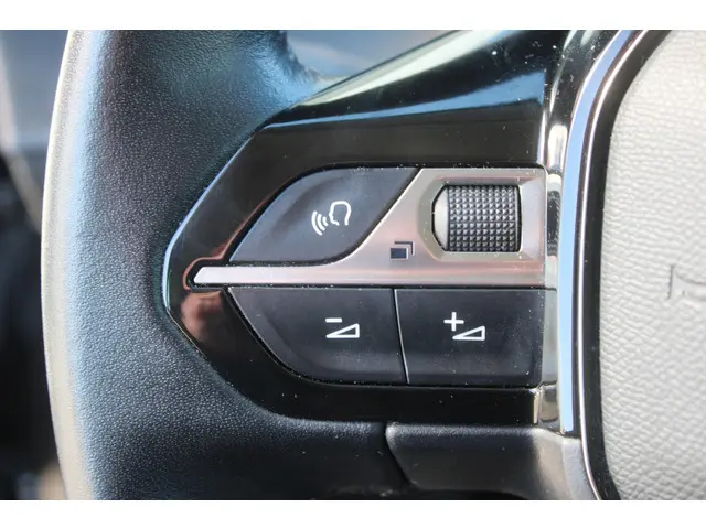 Peugeot e-208 EV Active 50 kWh 2020 Elektrisch 7