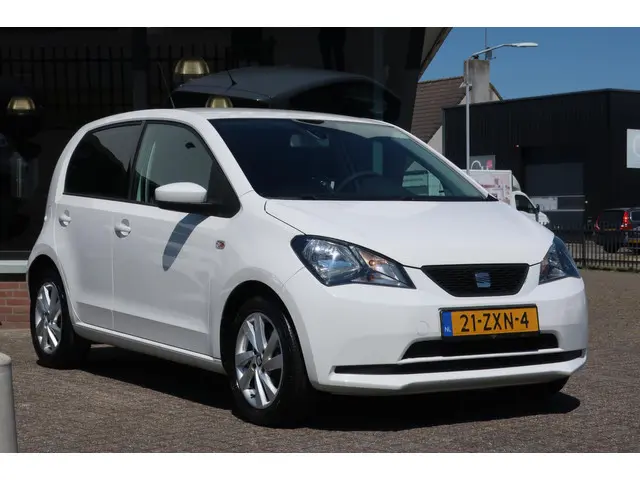 SEAT Mii 1.0 Style AIRCO_NAVI_LMV_DOH_NAP. 2013 Benzine 6