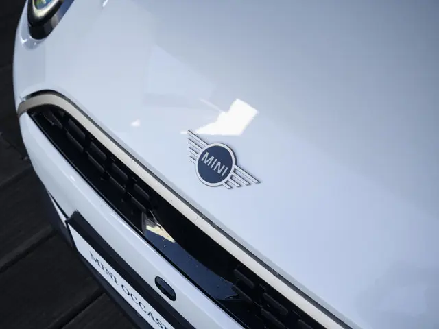 MINI 3-Deurs C 2024 Benzine 35