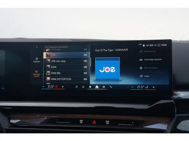 BMW 5 Serie Touring 550e xDrive 2026 Hybride Benzine 22