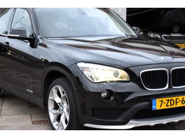 BMW X1 SDrive20i Executive 2014 Benzine 4