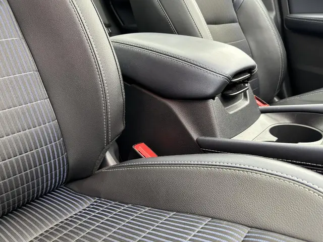 Nissan QASHQAI MHEV 140 MT Tekna 2024 Benzine 32