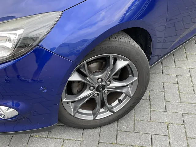 Ford Focus 1.0 EcoBoost Edition Plus 2014 Benzine 7