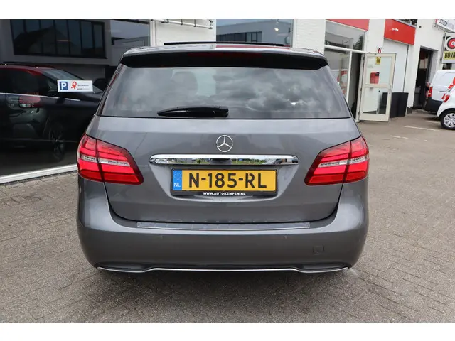 Mercedes-Benz B-Klasse 200 PRESTIGE 2014 Benzine 27