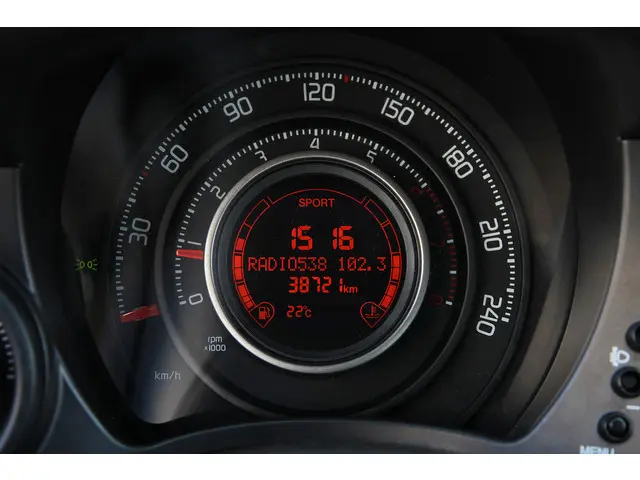 Fiat 500 1.4-16V Abarth 2013 Benzine 19