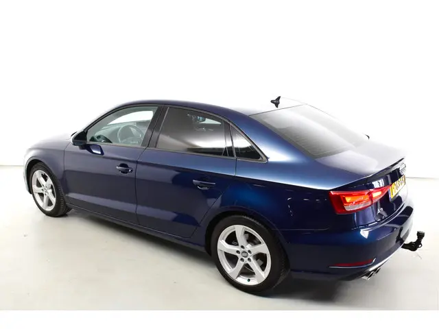 Audi A3 Limousine 35 TFSI Advance Sport 2020 Benzine 18