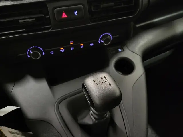 Opel Combo 1.5D Euro 6! 2022 Diesel 12