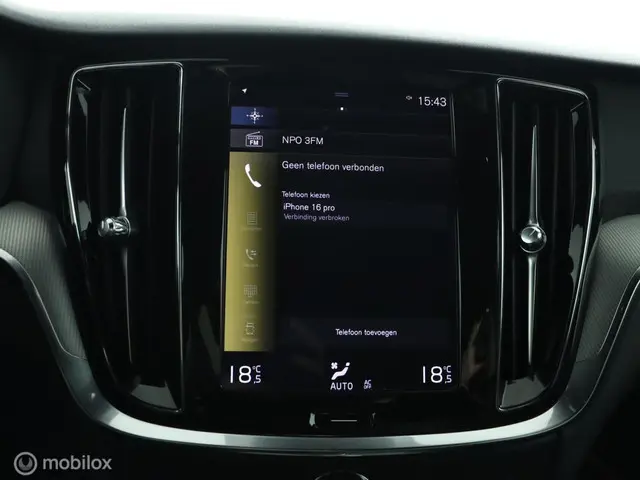 Volvo V60 2.0 T4 R-Design / polestar 211pk 2019 Benzine 29