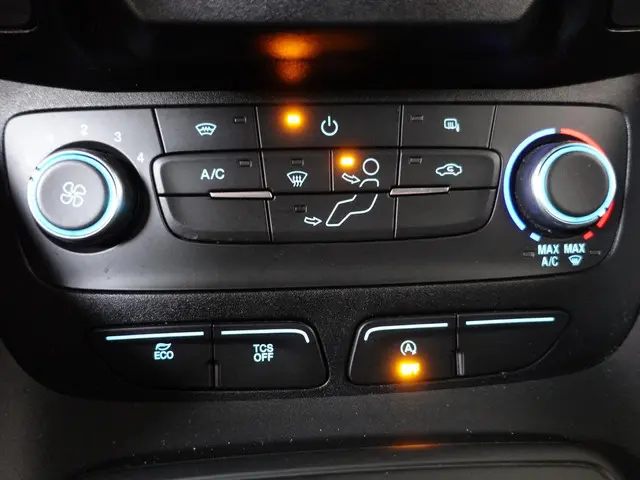 Ford Transit Connect 1.5 L1 Trend 2023 Diesel 26