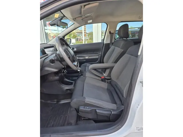 Citroën C4 Cactus 1.2 PureTech Business 2017 Benzine 18